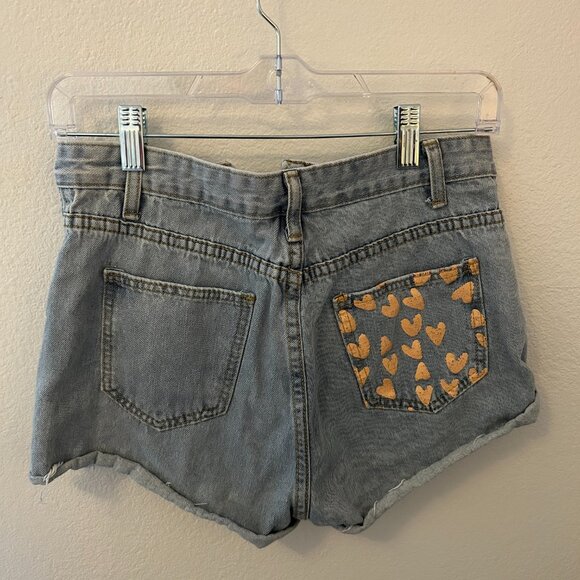 Sadelle - Heart Print Pocket Denim Hot Pants - Picture 2 of 3